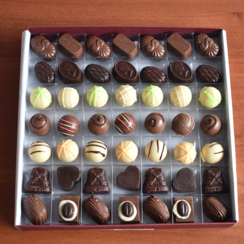 Caja de Chocolates Artesanales 49U