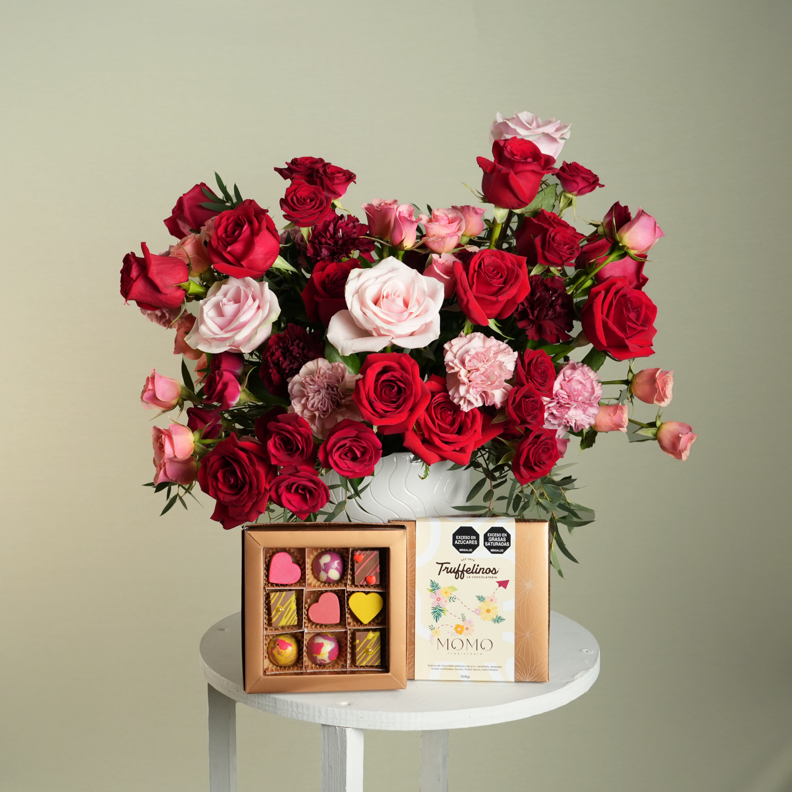 Flores, Chocolates y Amor